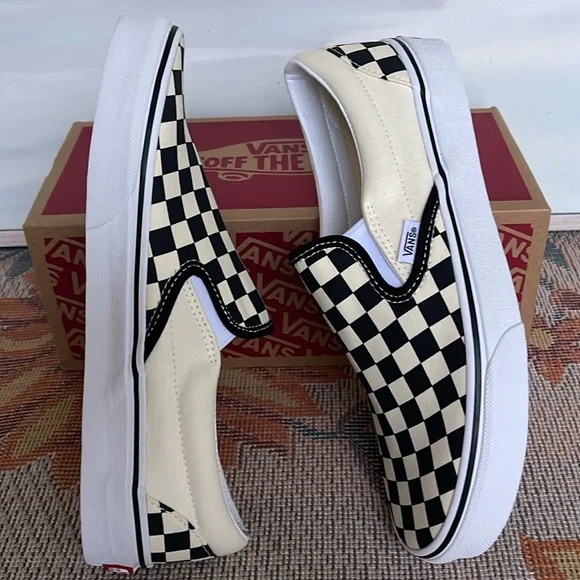 Vans WMNS Classic Slip-On BIk&Whtchckerboard/WhtVN000EYEBWWSneakers